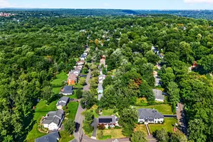 1137 Saddlebrook Rd, Mountainside, NJ 07092 - Photo 9