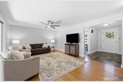 1127 East St N, Suffield, CT 06078 - Photo 15