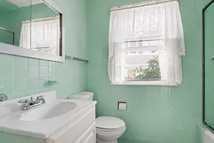 28 Houston Terrace, Stamford, CT 06902 - Photo 17