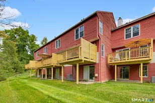 10 Riverview Dr, Hartford, CT 06106 - Photo 33