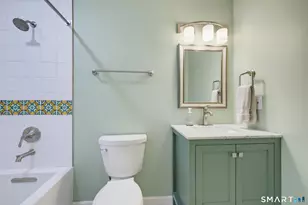 10 Riverview Dr, Hartford, CT 06106 - Photo 21