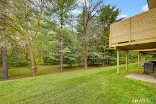 10 Riverview Dr, Hartford, CT 06106 - Photo 31