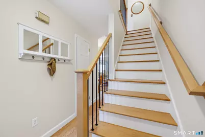 10 Riverview Dr #D, Hartford, CT 06106 - Photo 13