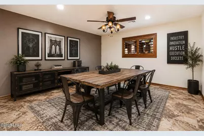 857 Manor Dr, Lake Havasu City, AZ 86403 - Photo 15