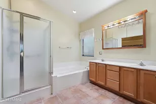 2682 S Falcon View Dr, Tucson, AZ 85713 - Photo 13