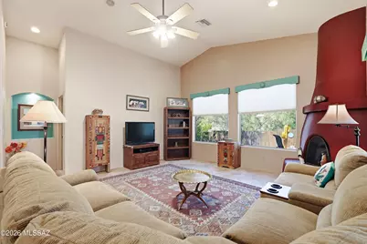 2682 S Falcon View Dr, Tucson, AZ 85713 - Photo 7