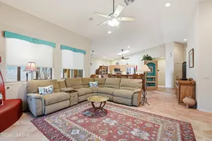 2682 S Falcon View Dr, Tucson, AZ 85713 - Photo 5