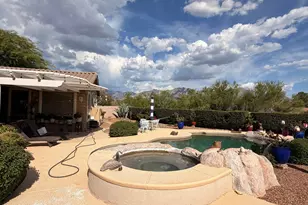 1565 W Periwinkle Pl, Tucson, AZ 85737 - Photo 9