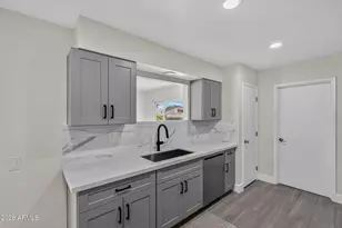 13849 N Boswell Blvd, Sun City, AZ 85351 - Photo 15