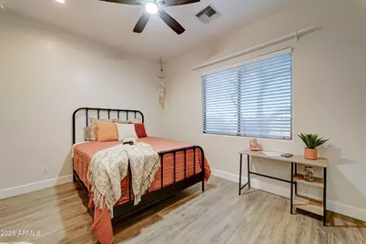 224 E Whiteley St, Apache Junction, AZ 85119 - Photo 23