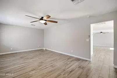 10923 W Meade Dr, Sun City, AZ 85351 - Photo 33