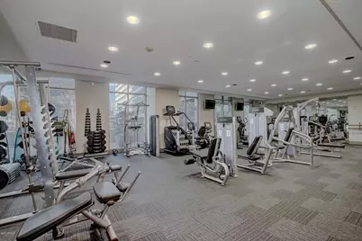 2402 E Esplanade Ln #705, Phoenix, AZ 85016 - Photo 3