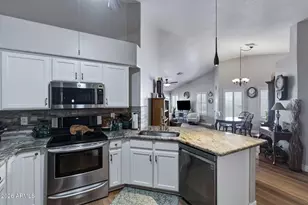 20636 N 104th Ave, Peoria, AZ 85382 - Photo 23