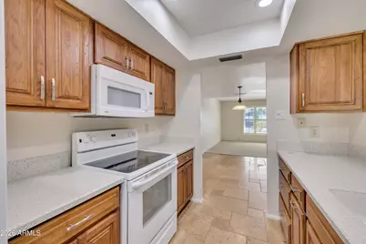 8702 E Angus Dr, Scottsdale, AZ 85251 - Photo 11