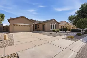 8807 W Carole Ln, Glendale, AZ 85305 - Photo 3