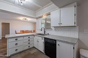 12311 W Rock Springs Dr, Sun City West, AZ 85375 - Photo 13