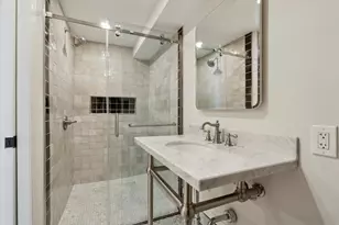 1172 S Darien St, Philadelphia, PA 19147 - Photo 9