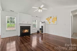 4437 Craven Hill Dr, Charlotte, NC 28216 - Photo 7