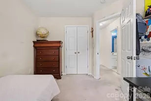 4437 Craven Hill Dr, Charlotte, NC 28216 - Photo 17