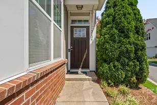 3134 Bending Birch Pl, Charlotte, NC 28206 - Photo 5