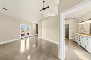 911 Lauder Dr, Spicewood, TX 78669 - Photo 23