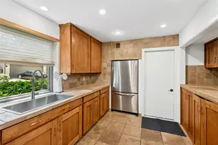 103 Birdie Dr, The Hills, TX 78738 - Photo 19