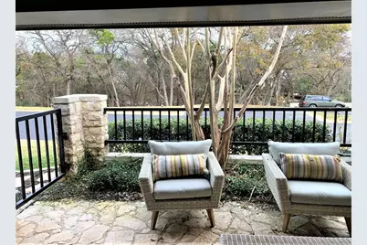 105 Birdie Dr, The Hills, TX 78738 - Photo 9