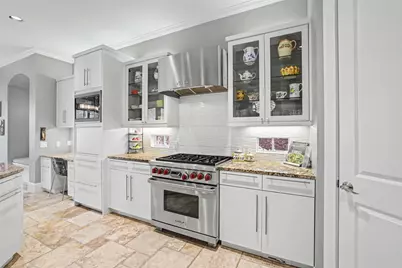 816 Stonewall Ridge Ln, Austin, TX 78746 - Photo 9