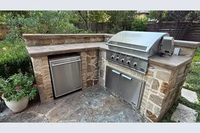 816 Stonewall Ridge Ln, Austin, TX 78746 - Photo 21