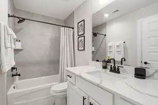 1109 Robbie St, Houston, TX 77009 - Photo 15