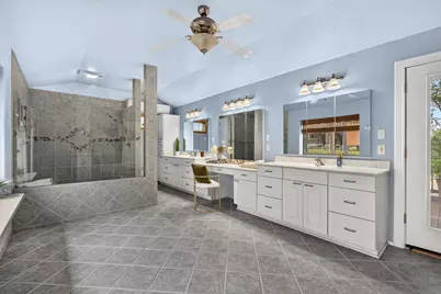 700 Rogart Dr, Briarcliff, TX 78669 - Photo 17