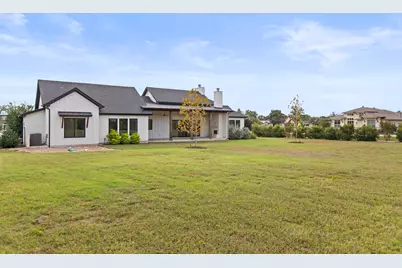 1262 Bunker Ranch Blvd, Dripping Springs, TX 78620 - Photo 31