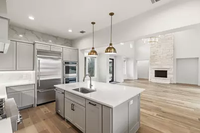 1262 Bunker Ranch Blvd, Dripping Springs, TX 78620 - Photo 11