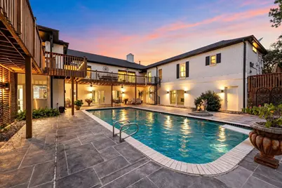 18607 Point Lookout Dr, Nassau Bay, TX 77058 - Photo 9