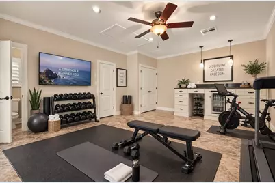 18607 Point Lookout Dr, Nassau Bay, TX 77058 - Photo 43