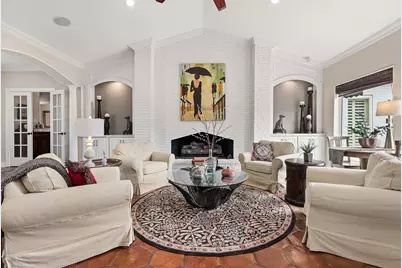 18607 Point Lookout Dr, Nassau Bay, TX 77058 - Photo 15