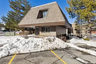 2071 Venice Dr, South Lake Tahoe, CA 96150 - Photo 3