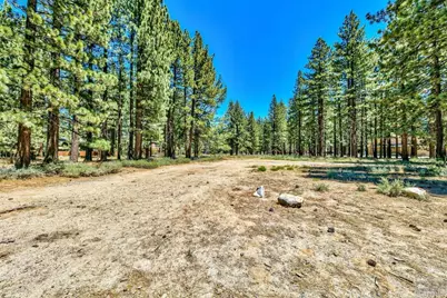 941 Silver Dollar Avenue, South Lake Tahoe, CA 96150 - Photo 7