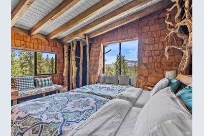 1082 Mountain Canary Drive, South Lake Tahoe, CA 96150 - Photo 21