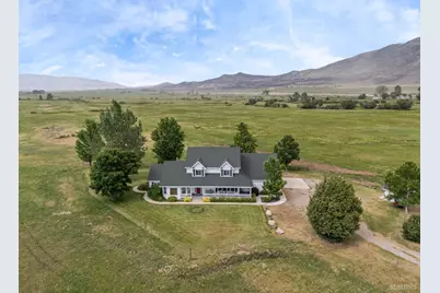 801 Larson Lane, Coleville, CA 96107 - Photo 1