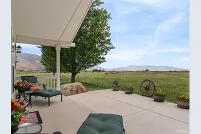 801 Larson Lane, Coleville, CA 96107 - Photo 29