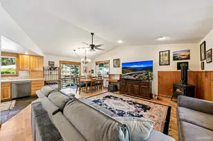 2182 Lindenwood Dr, South Lake Tahoe, CA 96150 - Photo 7