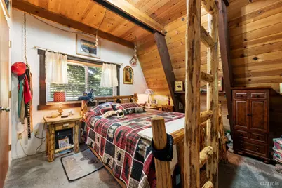 1589 Cree Street, South Lake Tahoe, CA 96150 - Photo 17