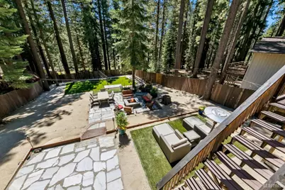 1575 Crystal Air Drive, South Lake Tahoe, CA 96150 - Photo 3