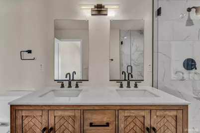 761 Lakeview Avenue, South Lake Tahoe, CA 96150 - Photo 37