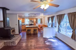 17581 Strawberry Ct, Twin Bridges, CA 95735 - Photo 3