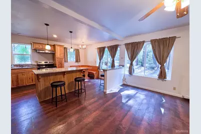 17581 Strawberry Court, Twin Bridges, CA 95735 - Photo 11