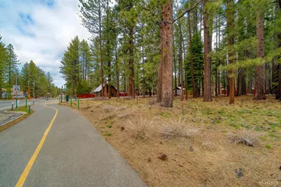 1145 Sierra Boulevard, South Lake Tahoe, CA 96150 - Photo 5