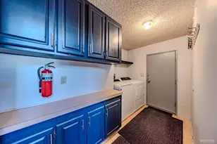 1080 Julie Ln, South Lake Tahoe, CA 96150 - Photo 15