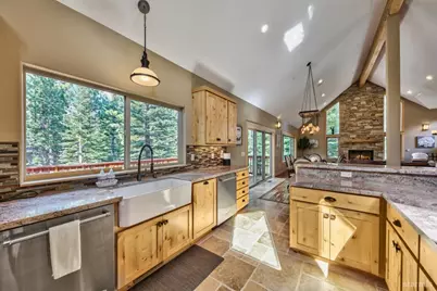 539 Wintoon Drive, South Lake Tahoe, CA 96150 - Photo 19